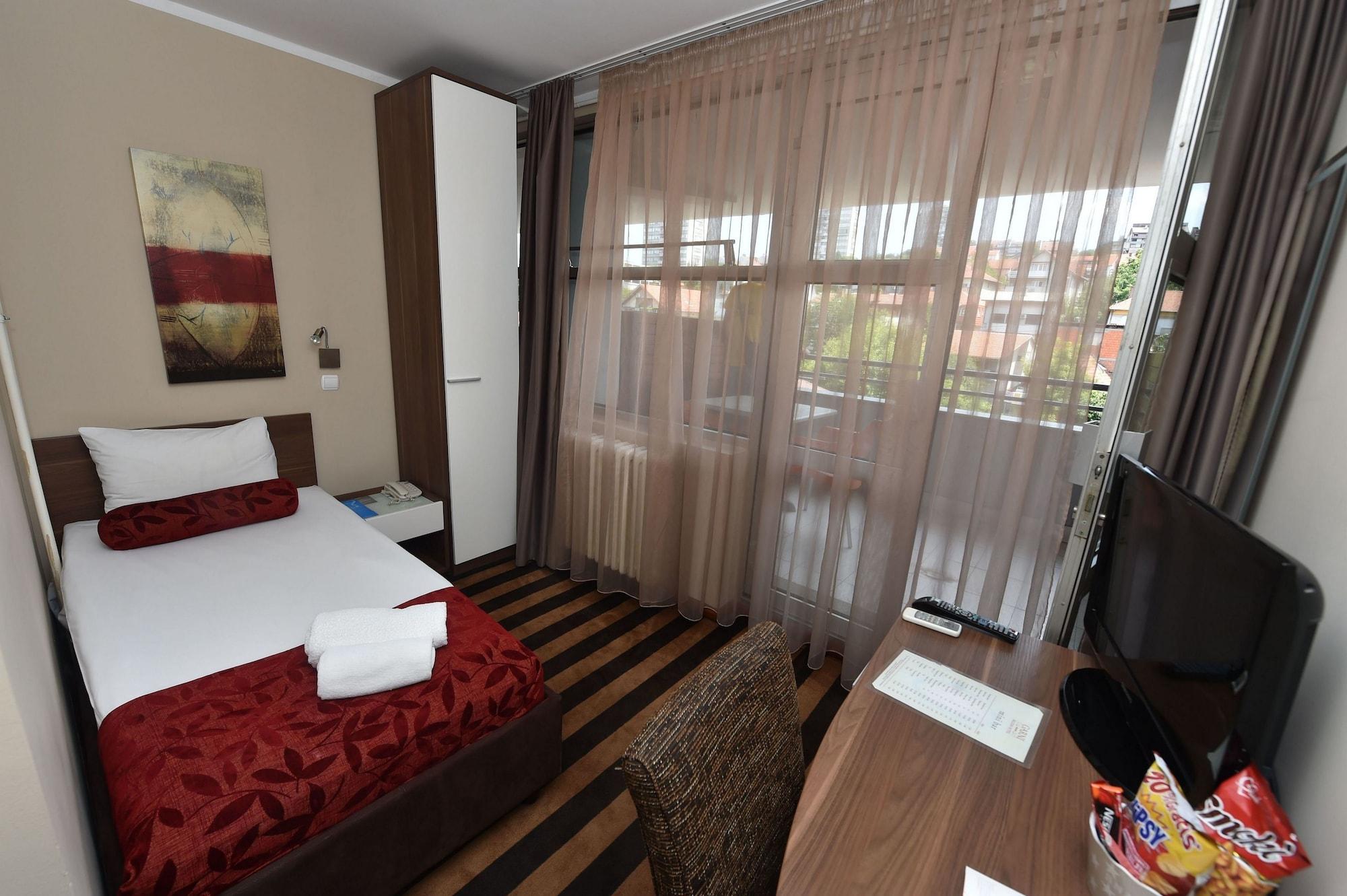 בלגרד Balkan Hotel Garni מראה חיצוני תמונה